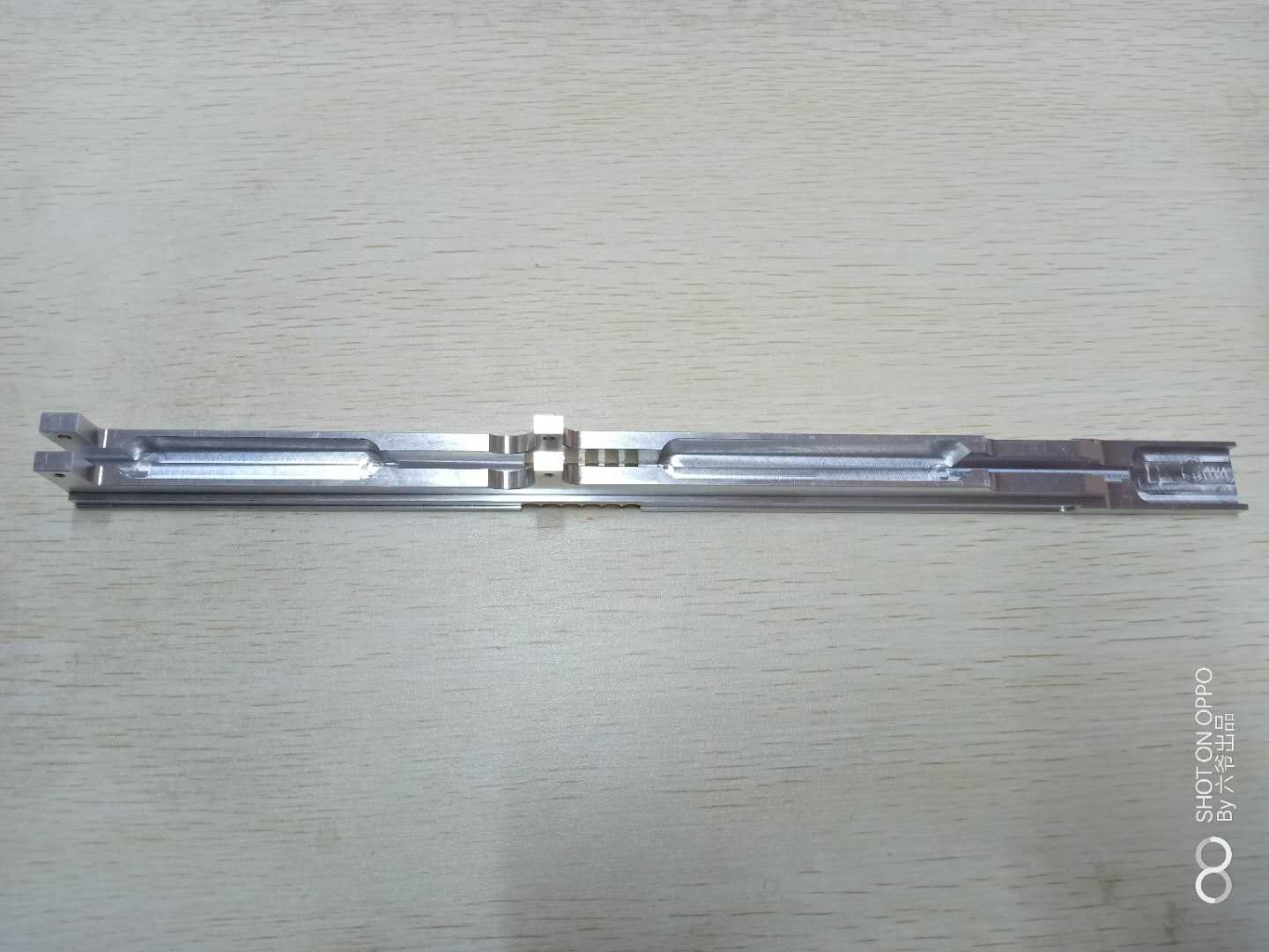 輪胎設(shè)備配件（滑蓋）